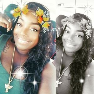 Meet your Posher, Latoya